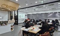 배운 기술이 강의와 수익으로…김해 메이커·창업자 활동 무대 넓힌다
