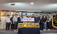 향우회원 마음 모아 이웃 식탁에 온기…재김해호남향우회, 백미 200kg 나눔